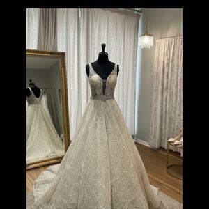 Amalia Carerra Bridal Gown Size 14
